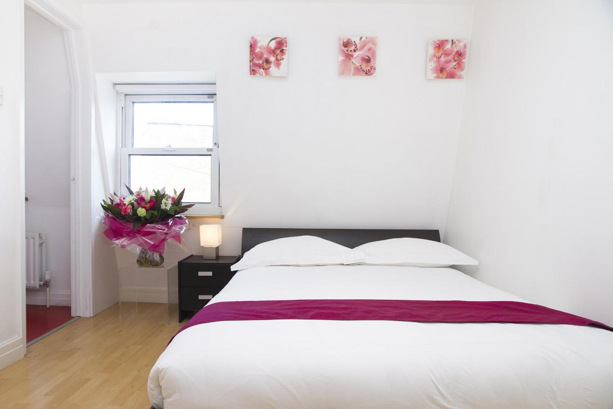 Holiday Lets London K ภายนอก รูปภาพ