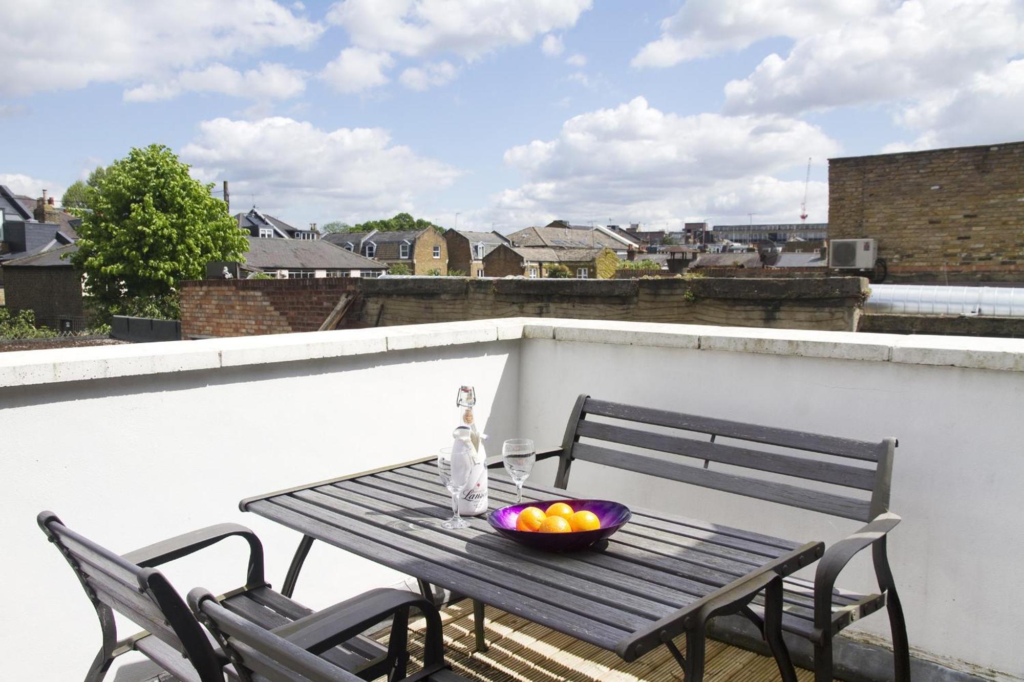 Holiday Lets London K ภายนอก รูปภาพ